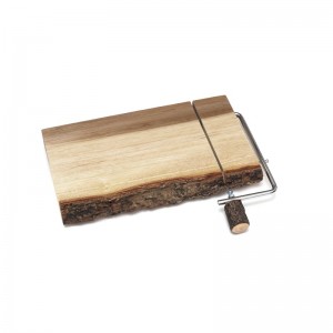 Lipper International Acacia Cheese Board with Bark IG1644